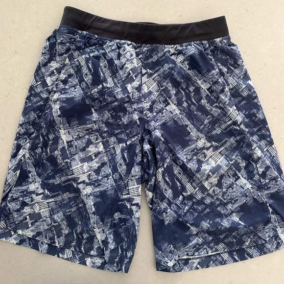 Lululemon Athletic Shorts Mens Large 9” Blue Linerless - Picture 1 of 4